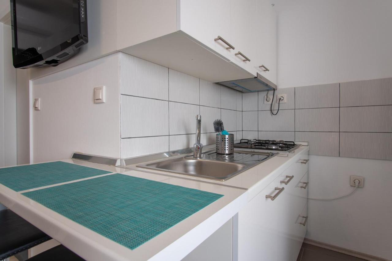 Private Holliday Apartment Pag Town Exterior photo
